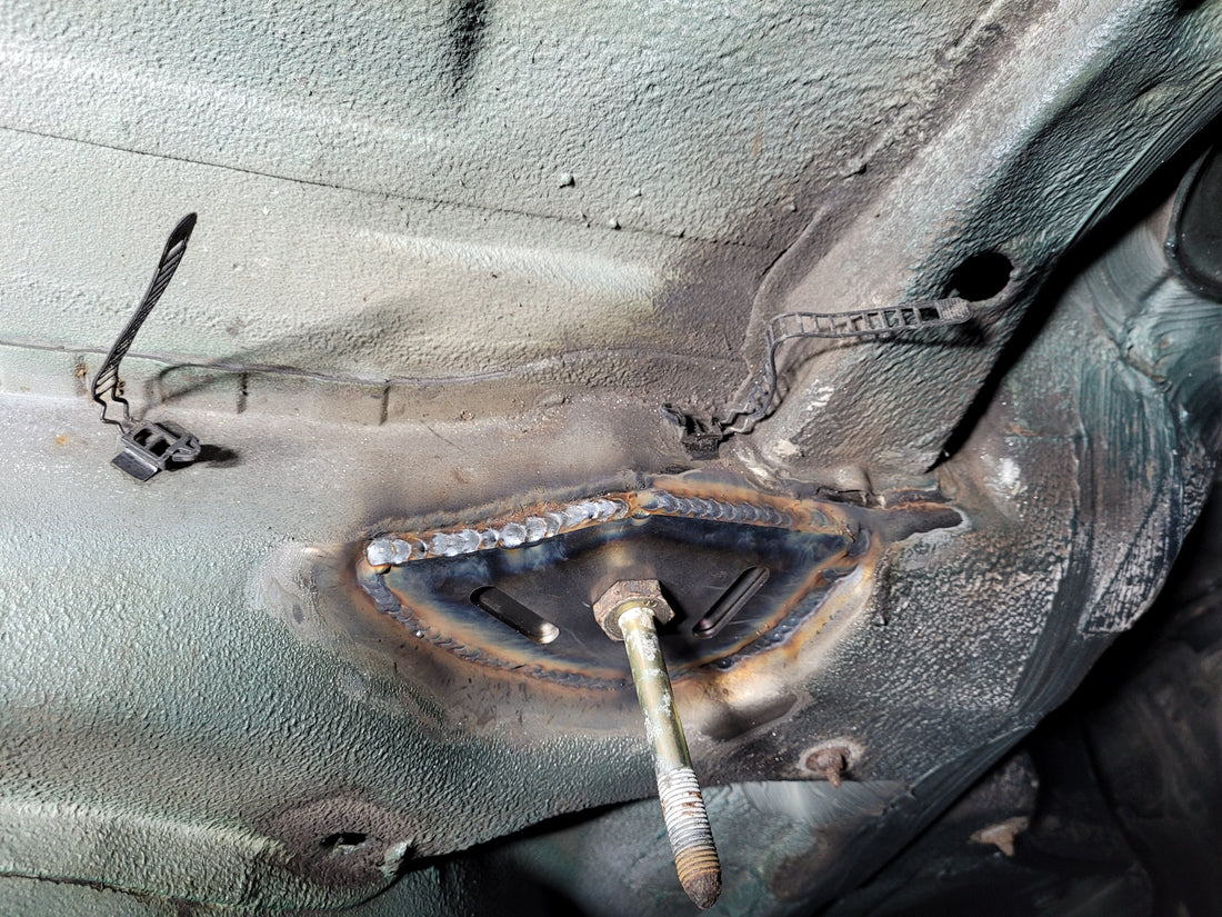 Verstevigen montagepunten subframe achterzijde BMW E36