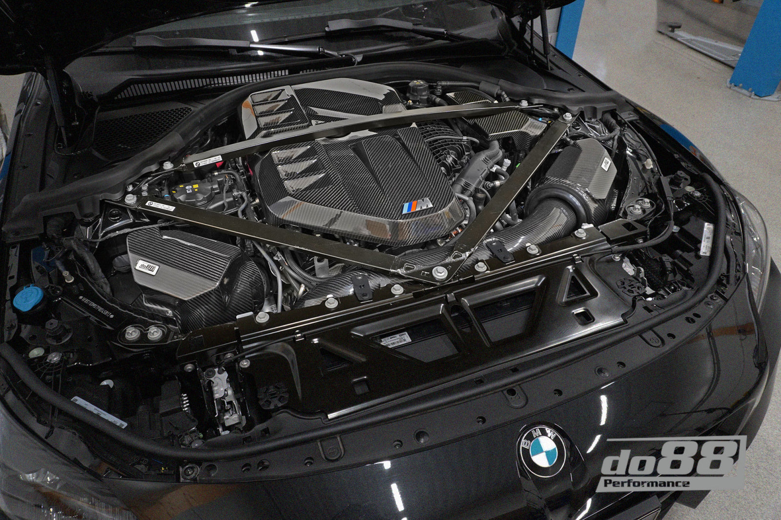 Do88 BMW M2/3/4 G8X S58 Carbon fiber engine cover