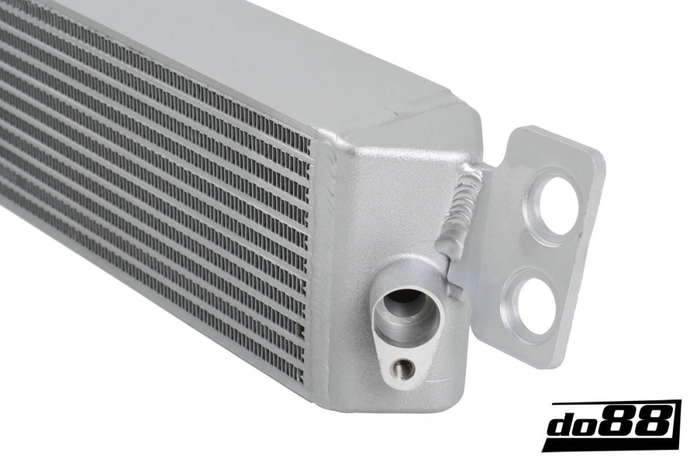Do88 BMW M3 E90 E92 Engine oil cooler Racing