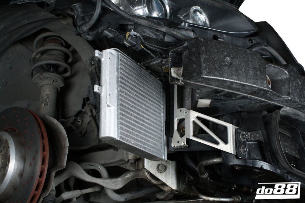 Do88 BMW M3 E90 E92 DKG / DCT Oil cooler Racing