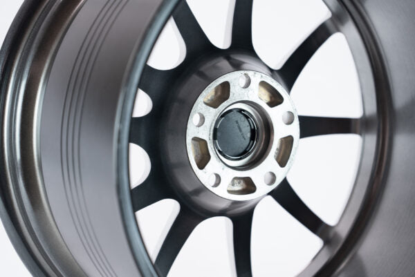 Racing Division VR5 M-Spec 18"