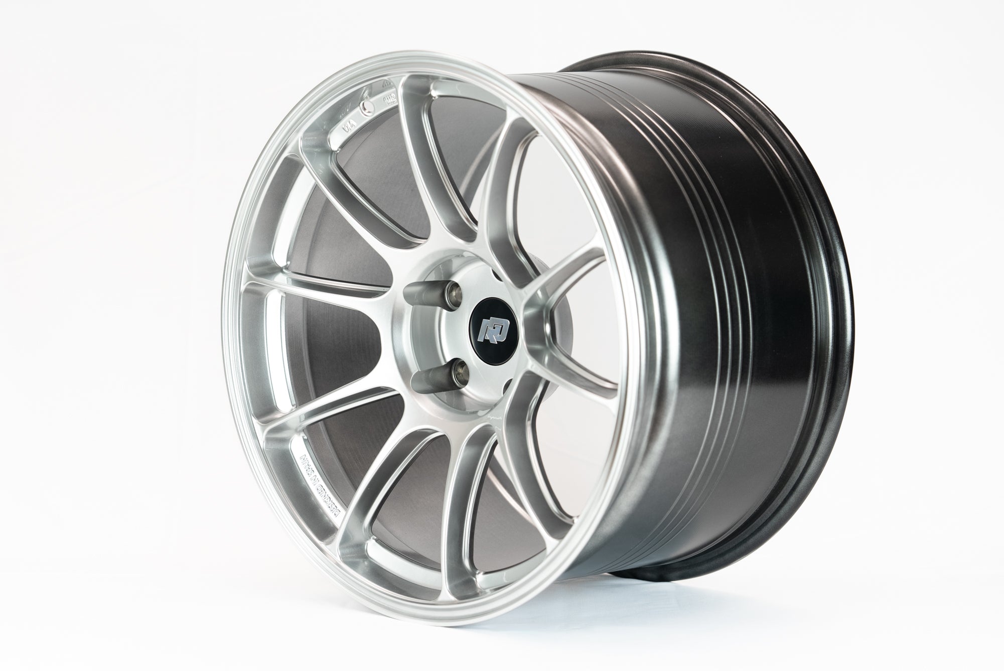 Racing Division VR5 M-Spec 18"