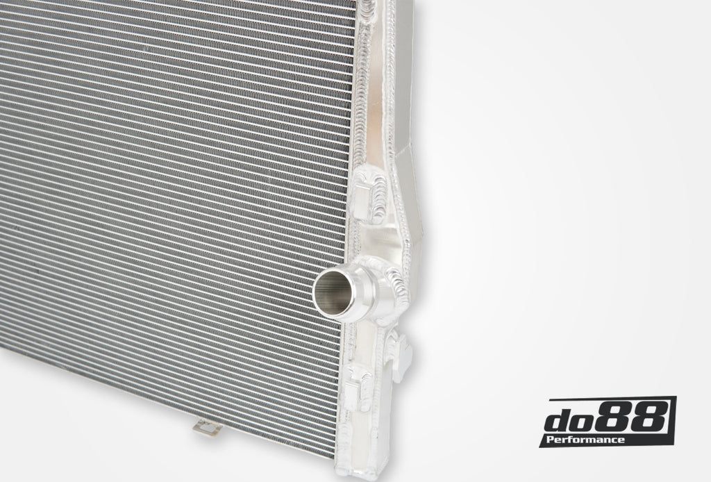 Do88 BMW M3 E90 E92 Radiator Aluminum