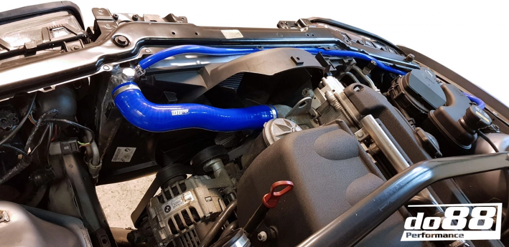 Do88 BMW M3 E46 Radiator Aluminum & Hose
