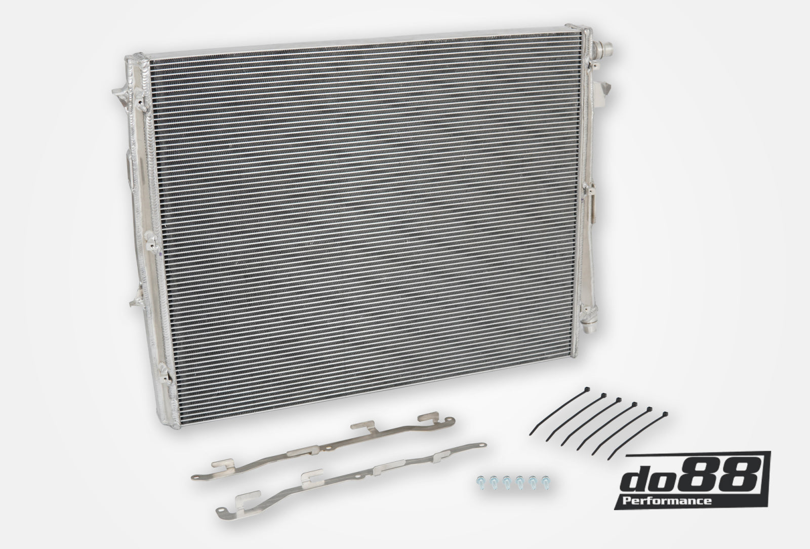 Do88 BMW G-Serie Front Intercooler Radiator