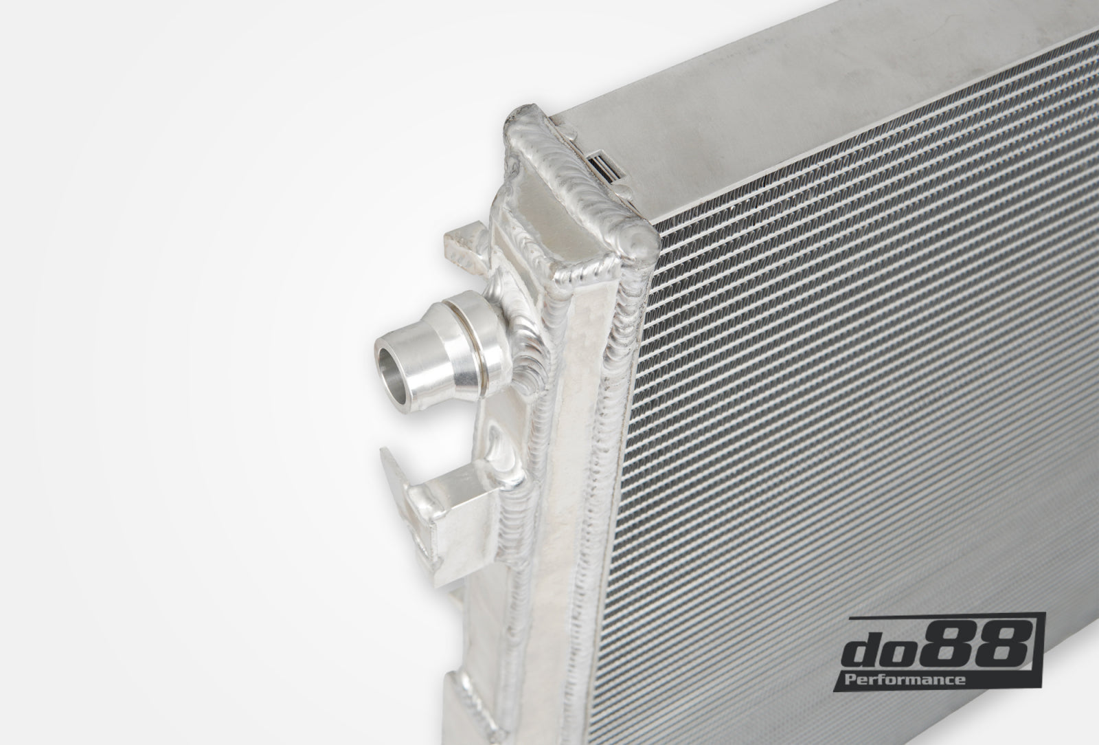 Do88 BMW G-Serie Front Intercooler Radiator