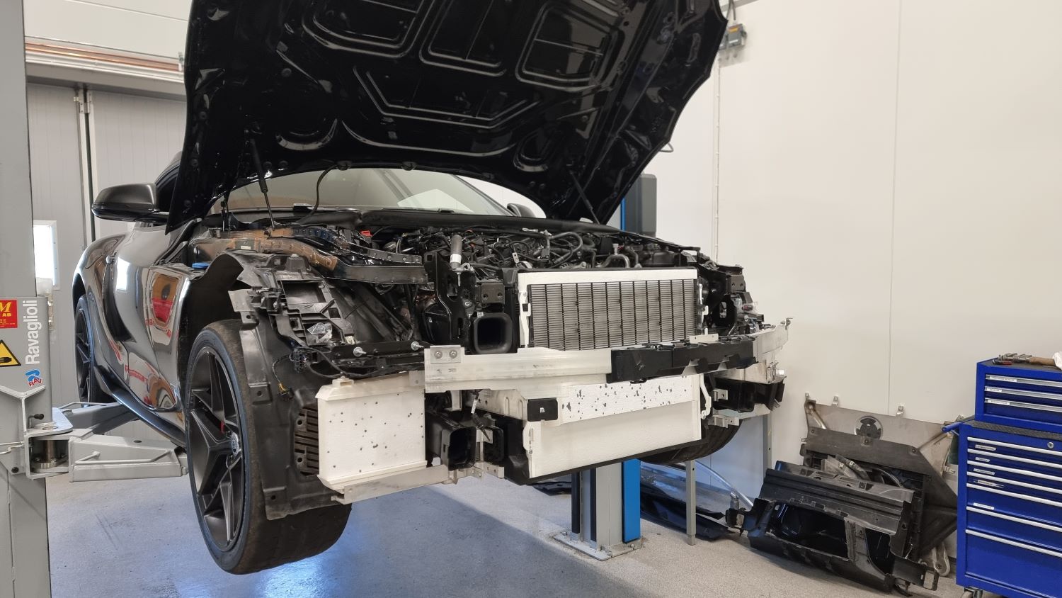Do88 BMW G-Serie B58 Auxiliary Radiator