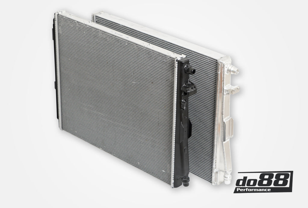 Do88 BMW M2/3/4 G8X S58 Front Intercooler Radiator