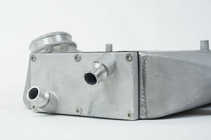 CSF BMW F8X M3 / M4 / M2 Top Mount Charge Cooler